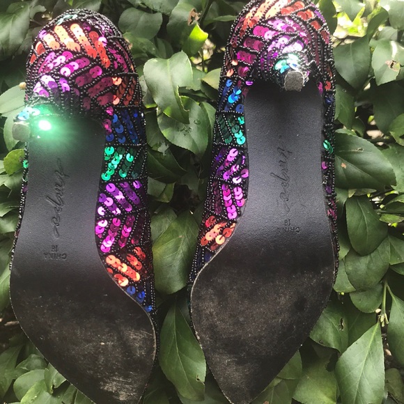 IMPO Vintage Beaded Sequins Pointy Toe Pumps - Picture 5 of 8